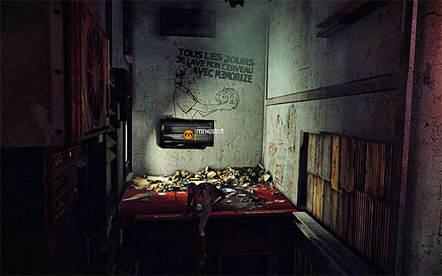 Slide down the ladder to the very bottom of the ladder and, after you reach its end, drop to catch onto the ledge below - Reach the vicinity of Tommy's bar (part 2) - Episode 1 - Remember Me - Game Guide and Walkthrough