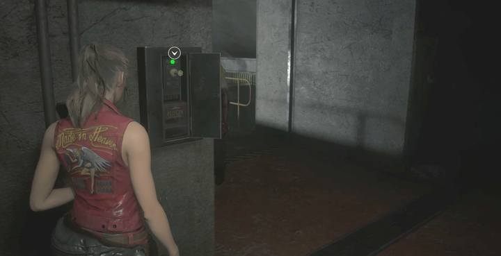 Tower chess piece switch is right behind the door of the room with the lift - Find a chess piece - tower | Sewers in Resident Evil 2 - Walkthrough - Resident Evil 2 Guide