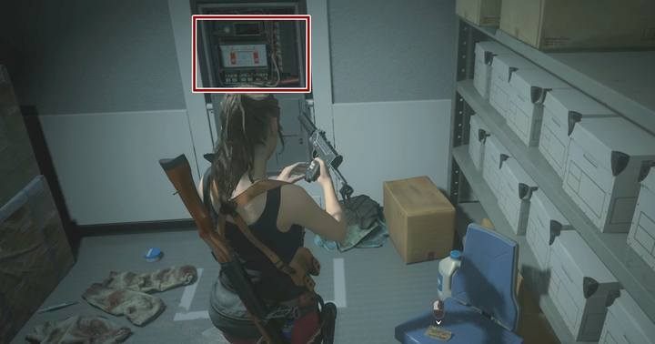 Continue along the corridor to the door at the end - How to get the third level clearance (Greenhouse) in Resident Evil 2? - Secrets and useful items - Resident Evil 2 Guide