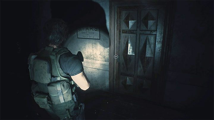 Zombies arent the only threat here - another Licker will appear in the next corridor - Resident Evil 3: Police station walkthrough - Story walkthrough - Resident Evil 3 Guide