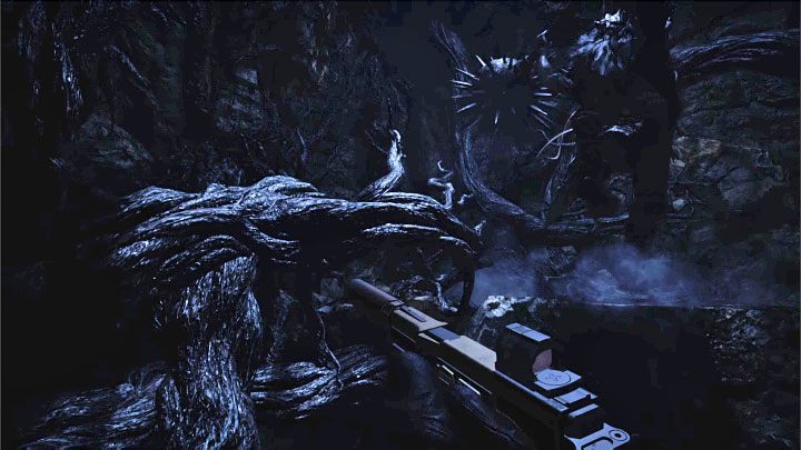 Strajer, just the regular Urias, can combine jumping from a top ledge and hitting the ground with a giant weapon - Resident Evil Village: Urias Strajer, the burning village boss - how to beat? - Resident Evil Village Guide