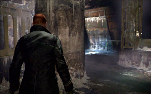 Once the creature is gone, go straight ahead and then get rid of two insects on the left - Chapter 2 - Encountering Ustanak Again | Jakes campaign - Jakes campaign - Resident Evil 6 Game Guide