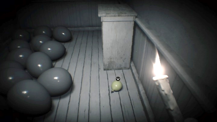 One deflated balloon. I wonder whats inside... - Resident Evil 7: Main bedroom and childrens room walktrough - Resident Evil VII Walkthrough - Resident Evil 7 Guide, Walkthrough