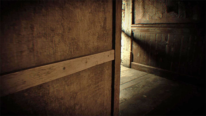 1) Reach the subsequent doors - Resident Evil 7: Cant Catch Me - Trophy/Achievement Guide - Trophy Guide / Achievement Guide - Resident Evil 7 Guide, Walkthrough