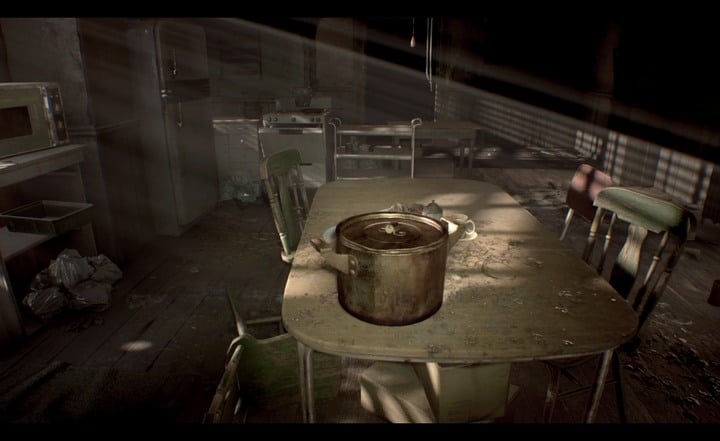 The pot in the kitchen - you dont have to pick up the top but do it to be sure - Resident Evil 7 Beginning Hour: Ending - finding the murder victims, Dirty Coin - Beginning Hour (demo version walkthrough) - Resident Evil 7 Guide, Walkthrough