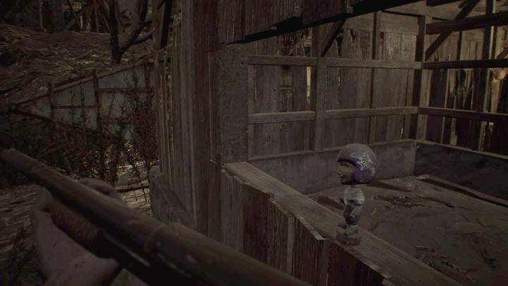 A Mr. Everywhere figurine found on the sheds window - Resident Evil 7: Salt Mine | Walktrough - Resident Evil VII Walkthrough - Resident Evil 7 Guide, Walkthrough
