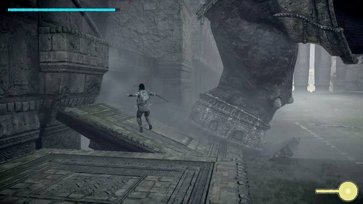 Run to a line of platforms located next to the wall and draw your bow to provoke your opponent to strike - Colossus 15 - Argus | Shadow of the Colossus Walkthrough - Walkthrough - Shadow of the Colossus Game Guide