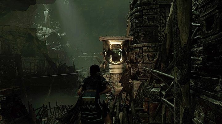 Use a crank to move the middle structure with serpents head up to the right (picture 1) - How to solve the gate opening puzzle of Eye of the Serpent in Cenotes? - Solving Riddles - Shadow of the Tomb Raider Game Guide