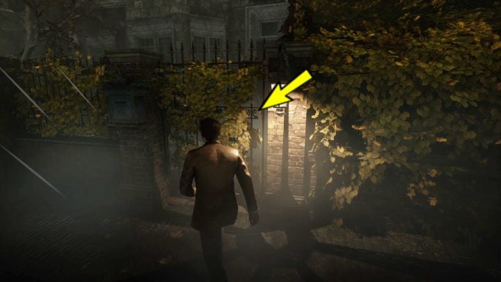 Examine the bottle, the letters and the door - Sherlock Holmes The Awakened: London - Sherlock Holmes The Awakened: Chapter 7 - London - Sherlock Holmes The Awakened Walkthrough