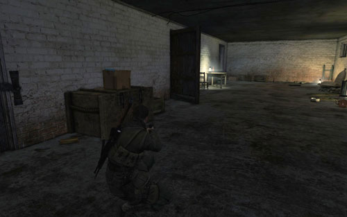 After killing the enemy by the plane, you will find stairs leading to the basement [#4], the gold is behind the crates - Mission 7 | Wine Bottles and Gold Bars - Wine Bottles and Gold Bars - Sniper Elite V2 Game Guide & Walkthrough