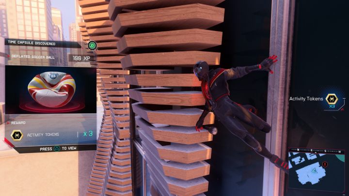 You will find 1 time capsule in this district - Spider-Man Miles Morales: Central Park - map, collectibles, and locations - World Atlas - Spider-Man Miles Morales Guide
