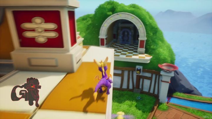 You can also jump into an alcove with a portal - Sunny Villa | Spyro: Year of the Dragon Walkthrough - Sunrise Spring - Spyro Reignited Trilogy Guide