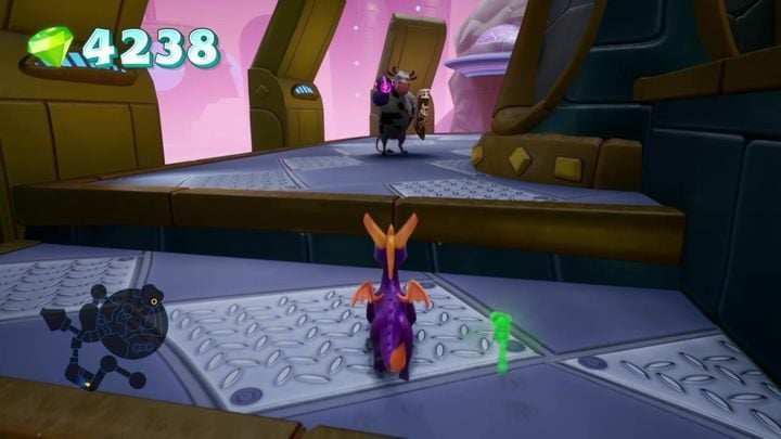 The lift takes you to the upper level - Metropolis | Spyro 2 Riptos Rage Walkthrough - Winter Tundra - Spyro Reignited Trilogy Guide