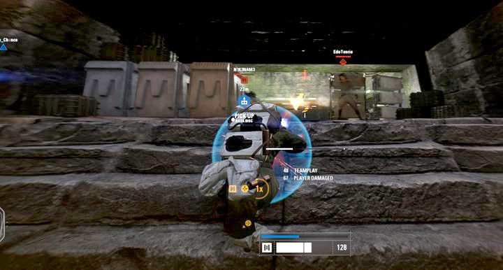 Crouching with activated shield and shooting while moving forward - a good strategy for those who have just started playing as a Heavy. - Battlefront 2: Heavy Class Guide - Classes and Weapons - Star Wars Battlefront 2 Game Guide