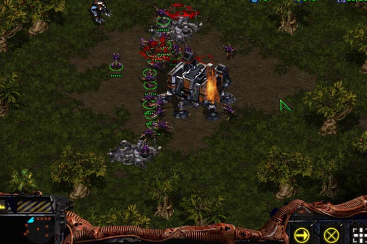 The southern Barracks can be destroyed using just Zerglings. - Mission 1 - Among the Ruins | Zerg | Campaign Walkthrough - Zerg - StarCraft: Remastered Game Guide