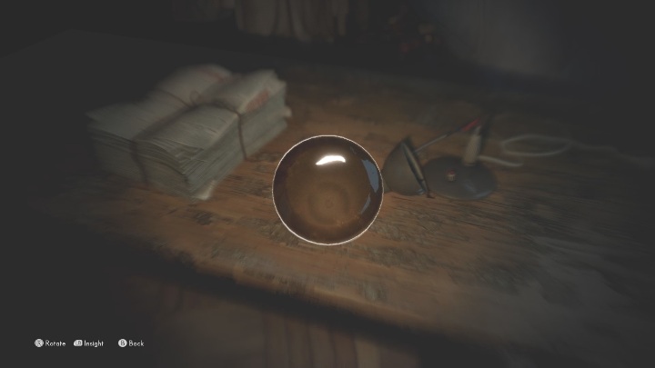 There is a wooden desk the end of the room - The Medium: Echoes - list - Secrets and Collectibles - The Medium Guide