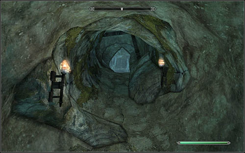 Use the opportunity to explore the western corridor, ignored previously (screen above) - Glory of the Dead - p. 3 - The Companions quests - The Elder Scrolls V: Skyrim Game Guide