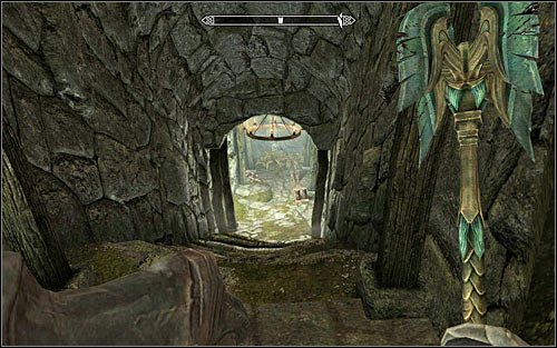 After picking up all things, locate a passage in the north-western part of the chamber - The Silver Hand - The Companions quests - The Elder Scrolls V: Skyrim Game Guide
