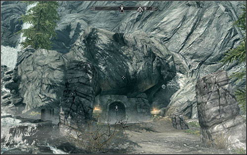 Enter the cave and you will see one of the former Nightingales in front of you - Darkness Returns - Thieves Guild quests - The Elder Scrolls V: Skyrim Game Guide