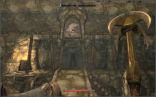 Return to the upper balcony and for a change head south (screen above) - Reaching the portal | The World-Eaters Eyrie - The World-Eaters Eyrie - The Elder Scrolls V: Skyrim Game Guide