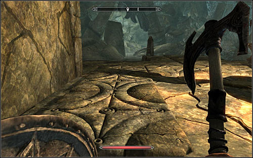 After reaching the new location, you will once again have to avoid flame traps - Heading to the temple of Ustengrav | The Horn of Jurgen Windcaller - The Horn of Jurgen Windcaller - The Elder Scrolls V: Skyrim Game Guide