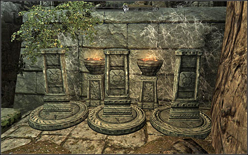 Use the stairs on the right - Heading to Alduins Wall | Alduins Wall - Alduins Wall - The Elder Scrolls V: Skyrim Game Guide