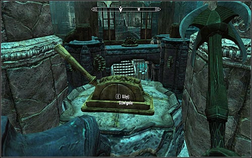 Head east, navigating through another set of pressure plates - Obtaining the Elder Scroll | Elder Knowledge - Elder Knowledge - The Elder Scrolls V: Skyrim Game Guide