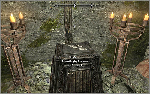 Take a look around the last room of the vaults for a locked chest and afterwards approach the pedestal with the Shards of Mehrunes Razor (screen above) - Pieces of the Past - p. 1 - Daedric quests - The Elder Scrolls V: Skyrim Game Guide