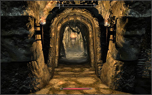 Pulling the lever will raise the grate, so return to the middle room and head into the newly unlocked south-west corridor (screen above) - Pieces of the Past - p. 2 - Daedric quests - The Elder Scrolls V: Skyrim Game Guide