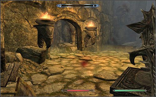 Head out of the room and resume exploring the catacombs, choosing the southern corridor - Evil In Waiting | Side quests - Side quests - The Elder Scrolls V: Skyrim Game Guide