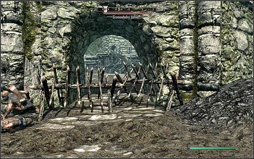 Just like before, the game will allow you a free choice as to how you want to get inside - The Battle for Fort Amol | Imperial Legion Quests - Imperial Legion Quests - The Elder Scrolls V: Skyrim Game Guide