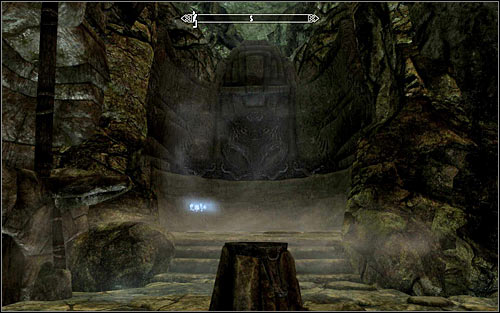 I recommend going north, because there is a Word Wall nearby (the above screen), which teaches a new Word of Power - Slow Time - The Jagged Crown - p.2 | Stormcloak Rebellion Quests - Stormcloak Rebellion Quests - The Elder Scrolls V: Skyrim Game Guide
