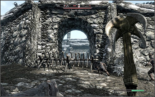 Just like before, the game will allow you a free choice as to how you want to get inside - The Battle for fort Hraggstad | Stormcloak Rebellion Quests - Stormcloak Rebellion Quests - The Elder Scrolls V: Skyrim Game Guide
