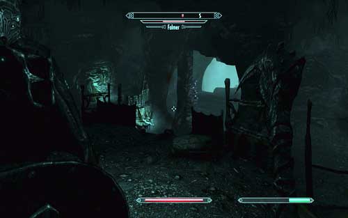 A narrow path will lead you to a big village, where you need to turn left - Touching The Sky - p. 1 - Vampire Lord path - The Elder Scrolls V: Skyrim - Dawnguard - Game Guide and Walkthrough