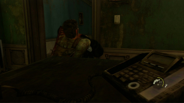 You should now hide behind the cabined in the dark room, to wait for the other one of the enemies - The Last of Us: The Capitol Building, The Outskirts Walkthrough, map - The Outskirts - The Last of Us Guide