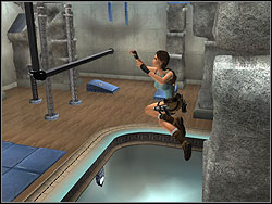 Move the column round, go to the ledge in the wall - The Croft Manor 3 | The Croft Manor - training mission - The Croft Manor - training mission - Tomb Raider: Anniversary Game Guide & Walkthrough