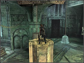 Now you will have to make a QUICK jump towards the nearby rope - England - part IV | England - King Arthurs Tomb - England - King Arthurs Tomb - Tomb Raider: Legend Game Guide & Walkthrough