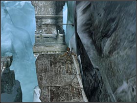 The last platform should allow you to make a successful jump towards the horizontal pole - Nepal - part I | Nepal - The Ghalali Key - Nepal - The Ghalali Key - Tomb Raider: Legend Game Guide & Walkthrough