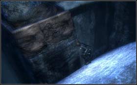 Enter the big room - [Jan Mayen Island] - Valhalla - part 1 - Jan Mayen Island - Tomb Raider: Underworld - Game Guide and Walkthrough