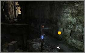 [68] You have to jump on the columns to the exit of the room - [Secrets] Croft Manor - Protected by the Dead - Croft Manor - Tomb Raider: Underworld - Game Guide and Walkthrough