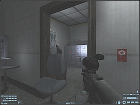 Now step up to the glowing console - [Mission 05][Part: 1/2] Parliament - Walkthrough - Rainbow Six: Lockdown - Game Guide and Walkthrough