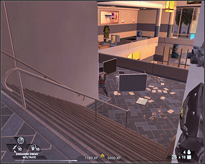 You will have to make sure that the ground level has been secured - Scene 1 - South Hall - part 1 - Act 4 - Convention Center - Tom Clancys Rainbow Six: Vegas 2 - Game Guide and Walkthrough