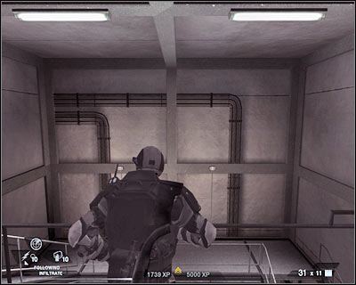 Approach a new door carefully and open it - Scene 1 - South Hall - part 1 - Act 4 - Convention Center - Tom Clancys Rainbow Six: Vegas 2 - Game Guide and Walkthrough