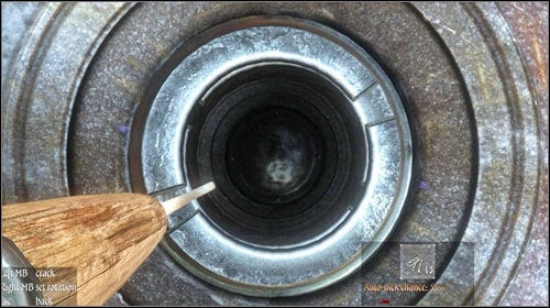 Unfortunately you also wont make it through the bars, which will separate you and your companion - Jail Break | Main quests - Prologue - Main quests - Prologue - Two Worlds II Game Guide