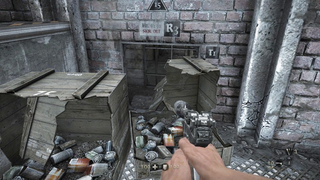 Piece of gold #7 - Prologue/Chapter 1 - Prison - Secrets - Wolfenstein: The Old Blood - Game Guide and Walkthrough