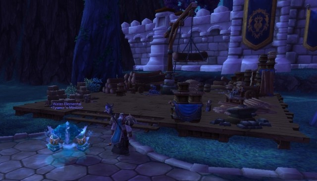Each building lot in your garrison has a specific size which determines what kind of buildings can be built there. - The purpose and functions of the garrison - Detailed guide - World of Warcraft: Warlords of Draenor Game Guide