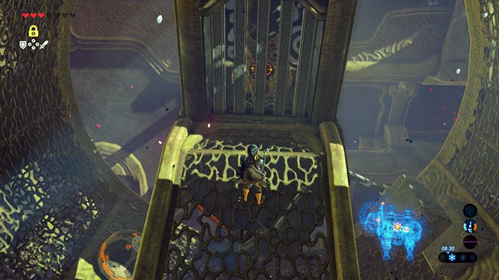 Open the bars and activate the terminal - Free the Divine Beasts | Zelda Breath of the Wild walkthrough - Main quests - The Legend of Zelda Breath of the Wild Guide